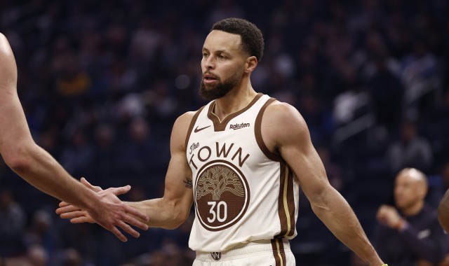 kaiyun-是否下赛季再回归？库里：那不是我们的风格 我正致力于尽快复出